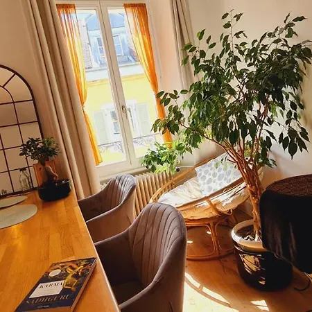 Old Town Homey Flat 100m Apartmán *